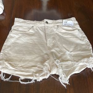 *RESALE* H&M jean shorts creme